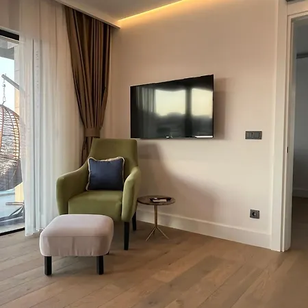 Hotel Luxury With Stunning View